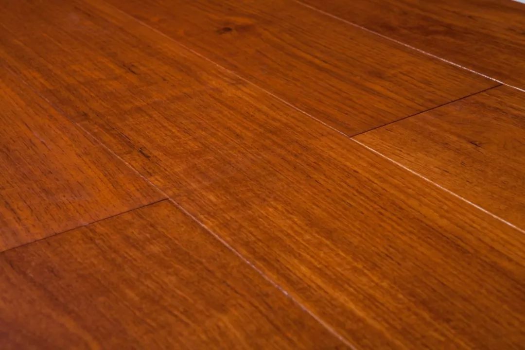 柚木地板怎么保养清洗